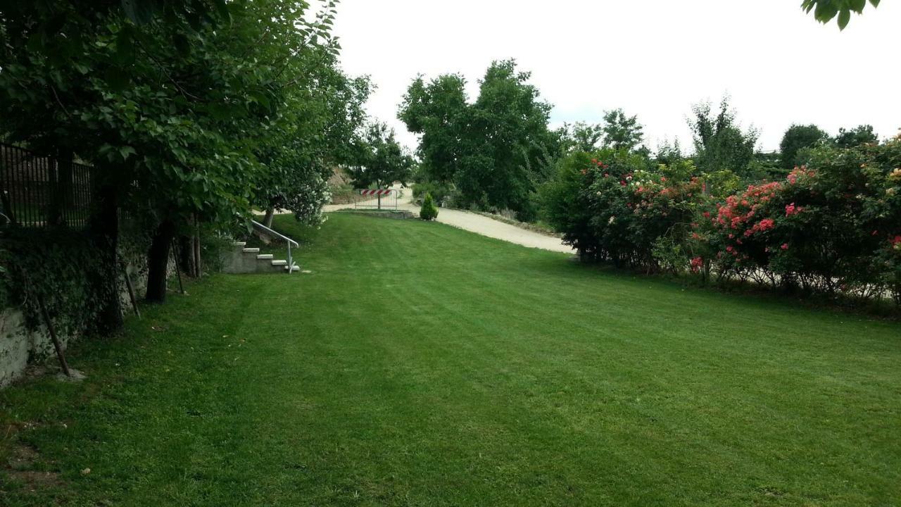 Relais Des Roches Bed and breakfast Sona