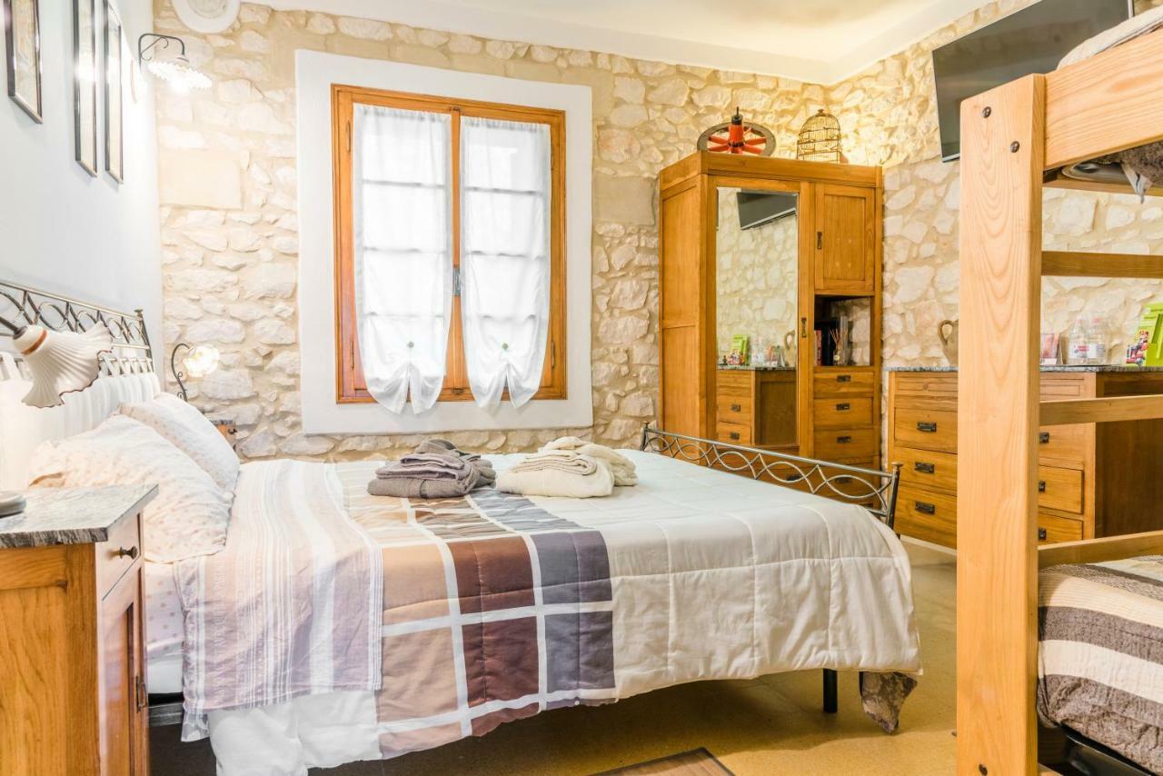 Relais Des Roches Sona