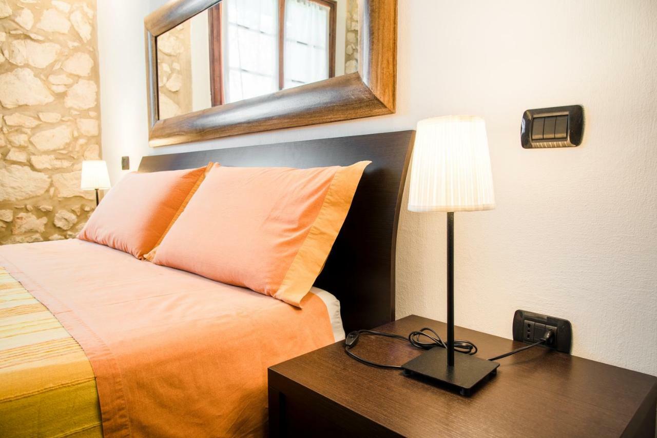 Bed and breakfast Relais Des Roches Sona